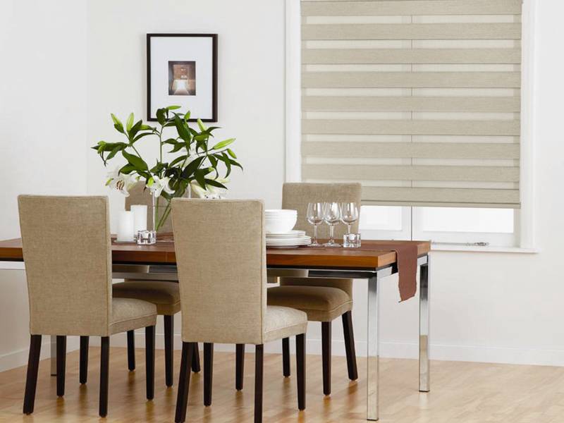 Persiana Sheer Elegance color claro para interior